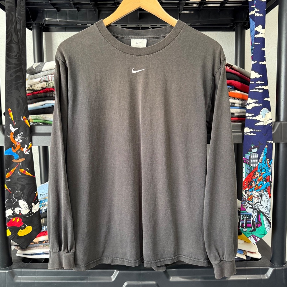 Nike Long Sleeve T Shirt Center Swoosh Size S Charcoal Black Light Marks